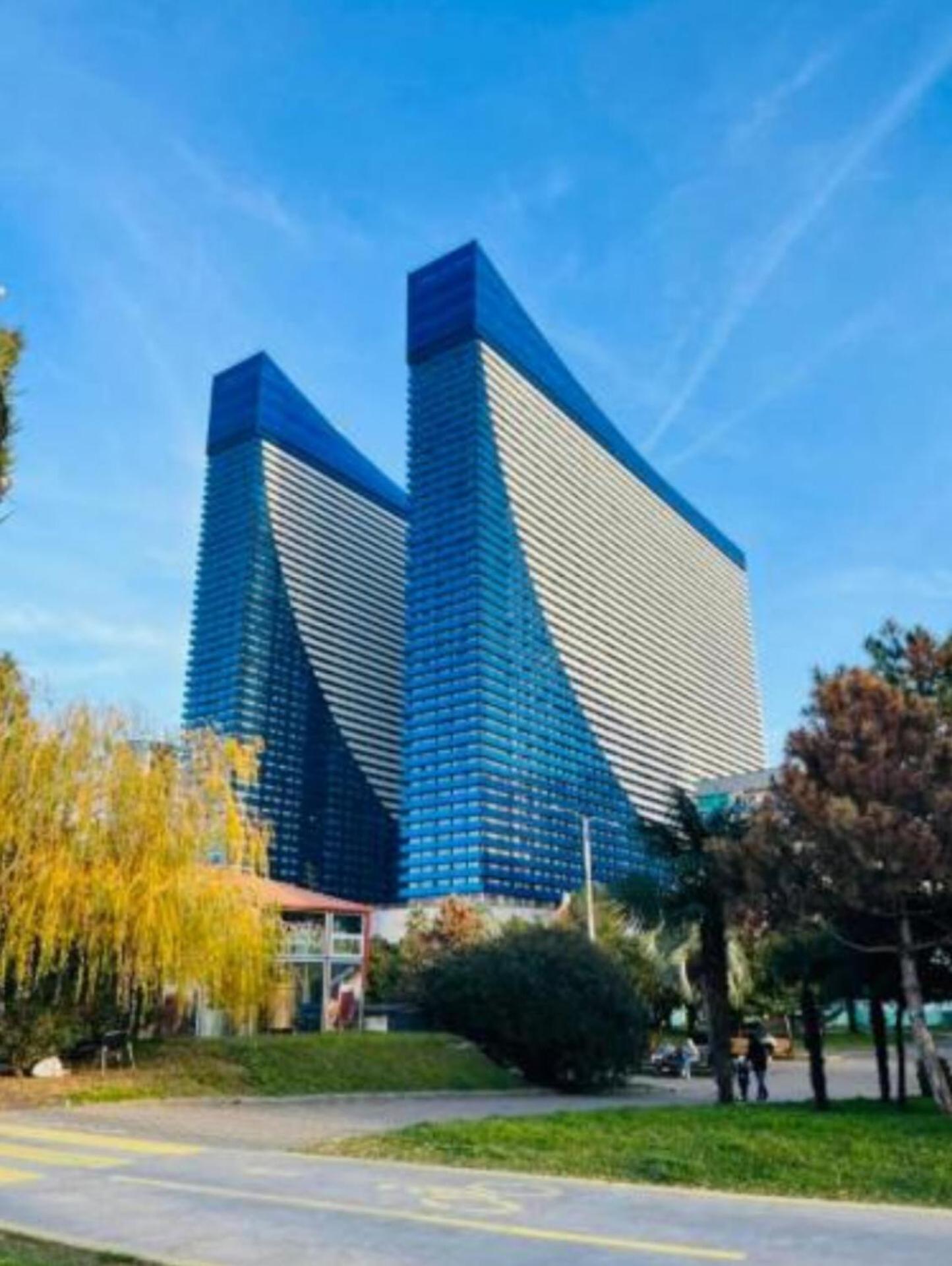Апартаменты Orbi City Panorama Батуми Экстерьер фото
